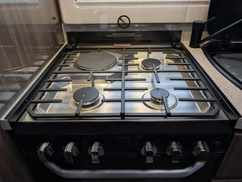 2026 Auto-Sleepers Bourton | Kitchen - 3 Burner Hob with Hot Plate
